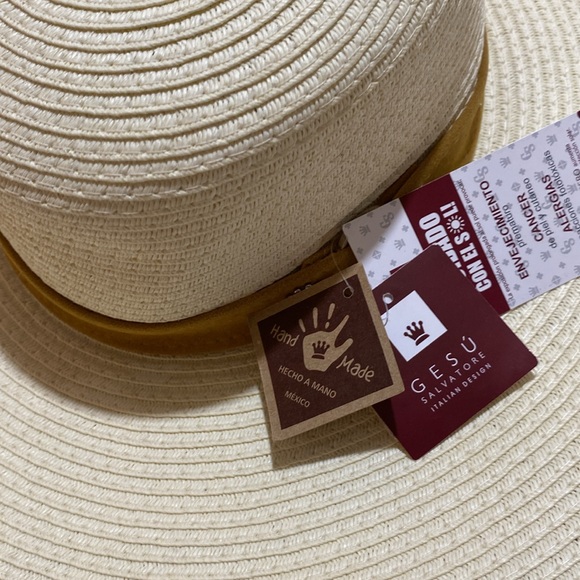 Gesu Salvatore sun protection hat. - Picture 3 of 13